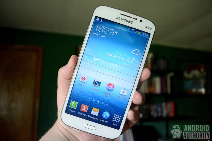 Galaxy grand on mega on specs rumor