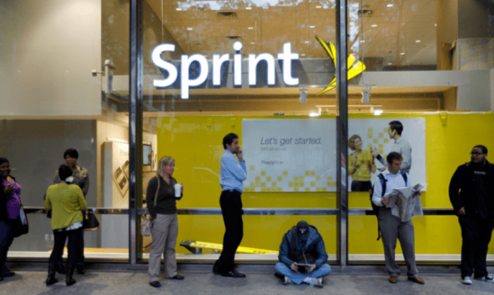 Sprint offers customers two months of amazon prime for free